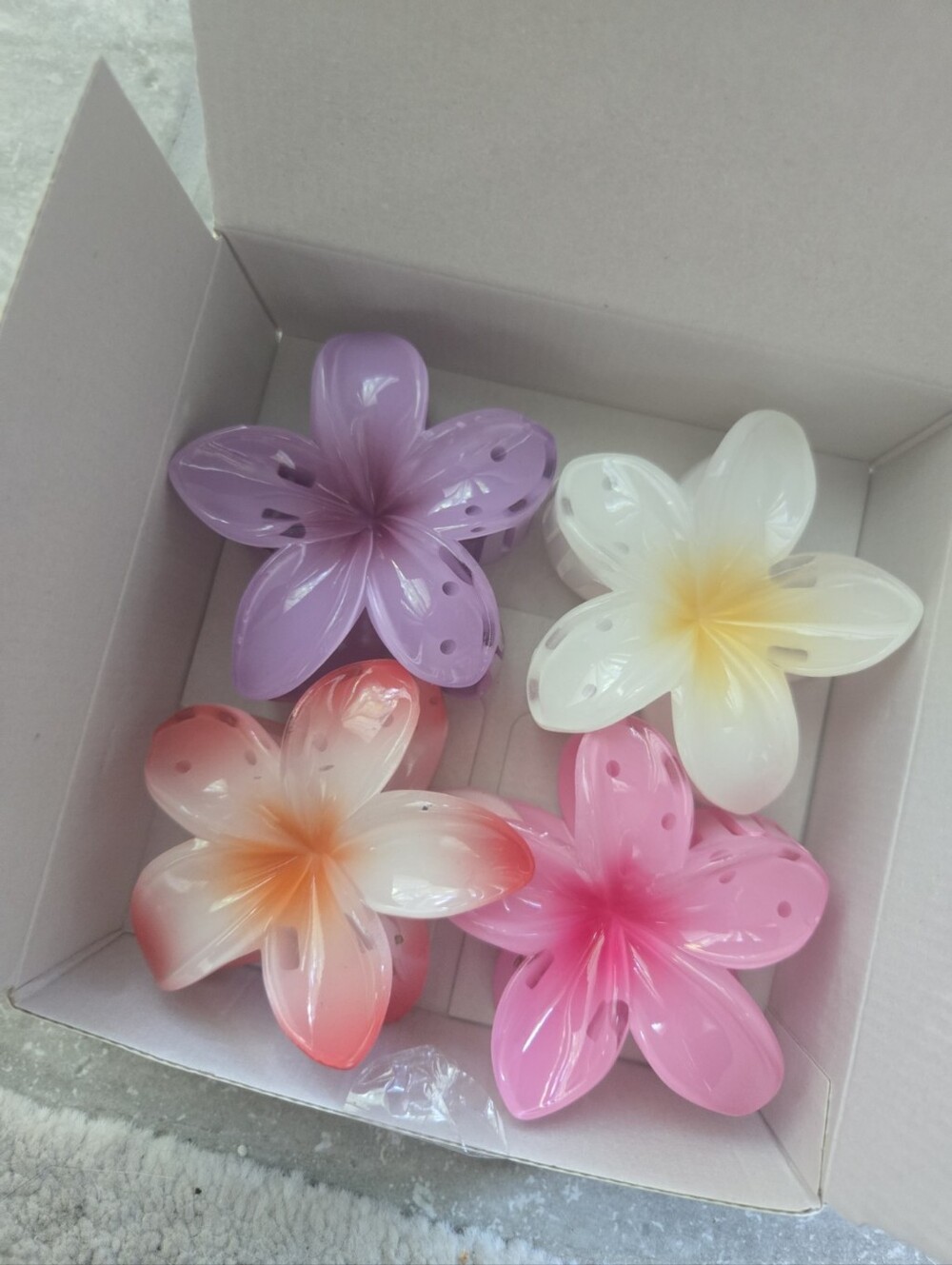 GQLV Set of 4 Flower Hair Claw Clips Large Floral Y2K Coquette Multicolor